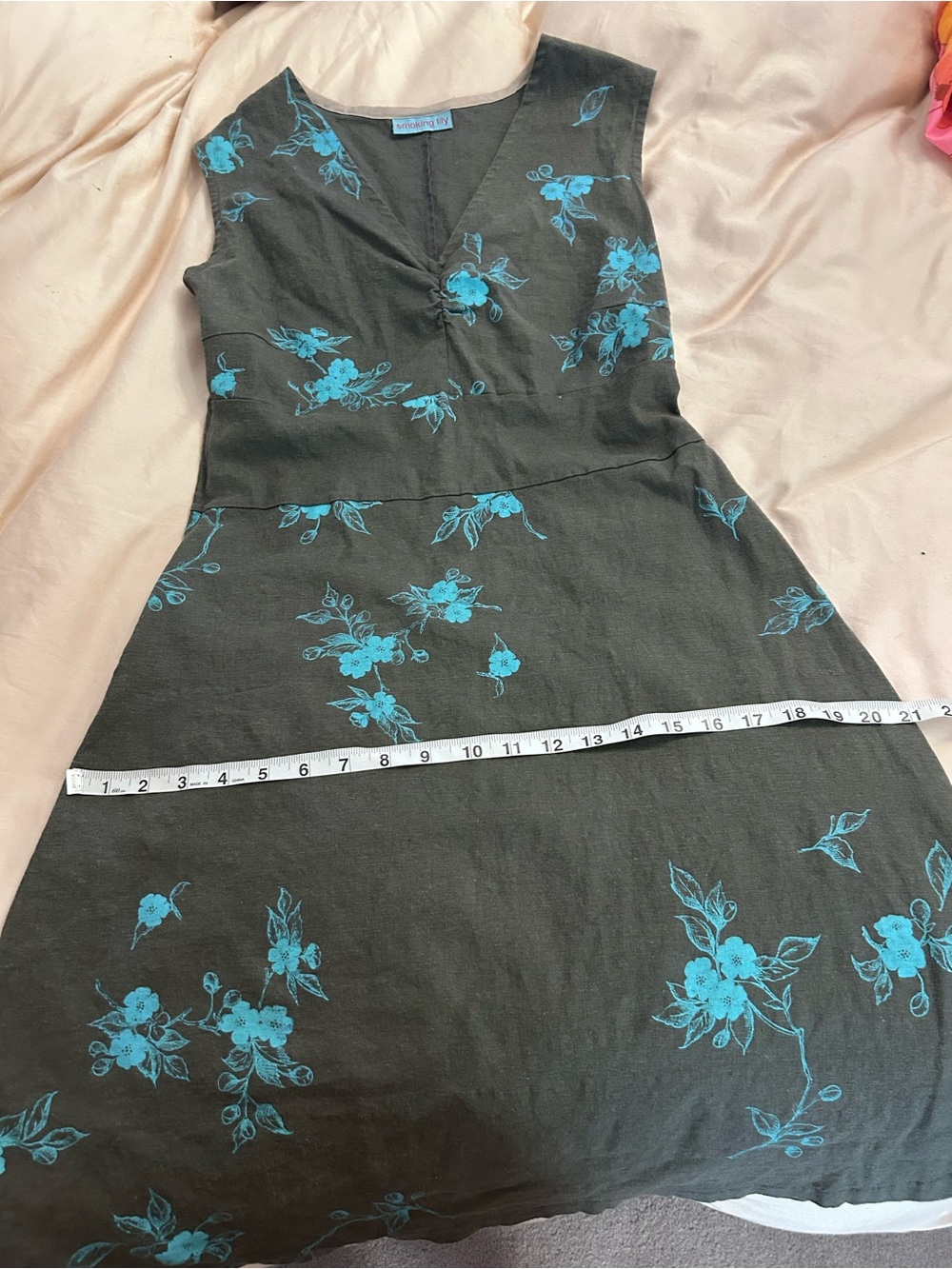 Smoking Lily Soft Charcoal Grey Floral V-Neck Midi Dress with Aqua Print - Picture 7 of 11